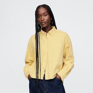 GAP UltraSoft Denim Crop Big Shirt